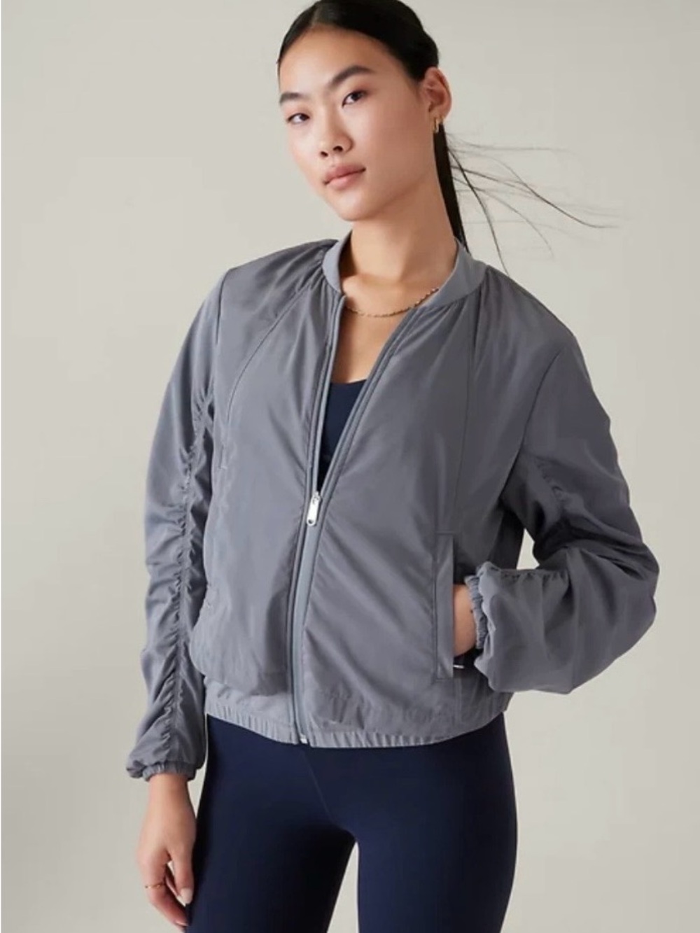 Athleta Women’s Gray Blue Wayfarer Bomber Jacket L Travel Comfy Hiking